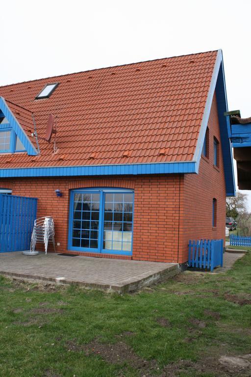 Zur-Alten-Schmiede-I-Links Boltenhagen  Luaran gambar